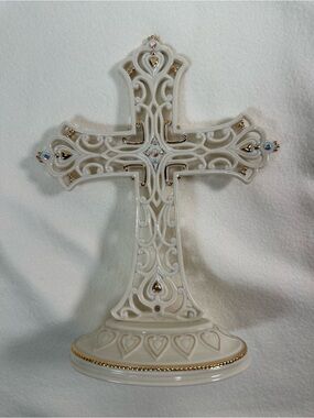 NWT Lenox Cream Ceramic “Eternal Love” Cross with Gold Trim and Crystal Accents